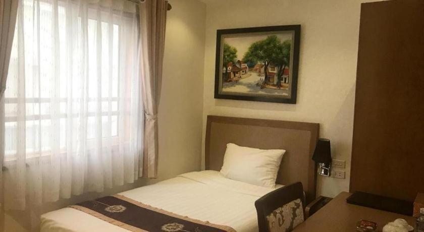 Lenid De Ho Guom Hà Nội